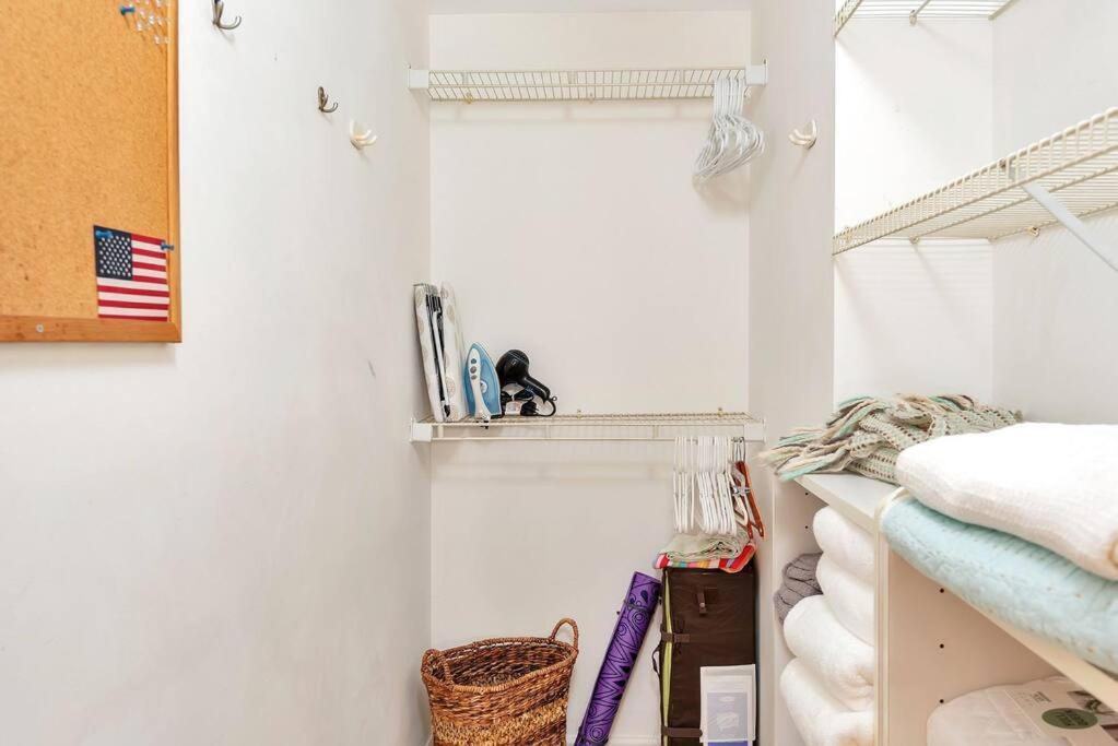 Charming Studio W Pool One Mile To Beach Pets Welcome Lake Worth Beach Exterior foto